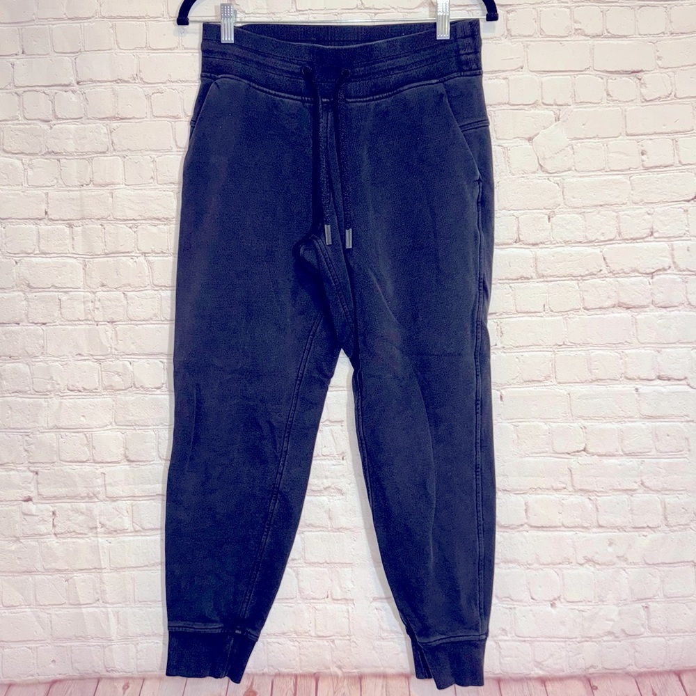LULULEMON Slim Fit Joggers, Size 6